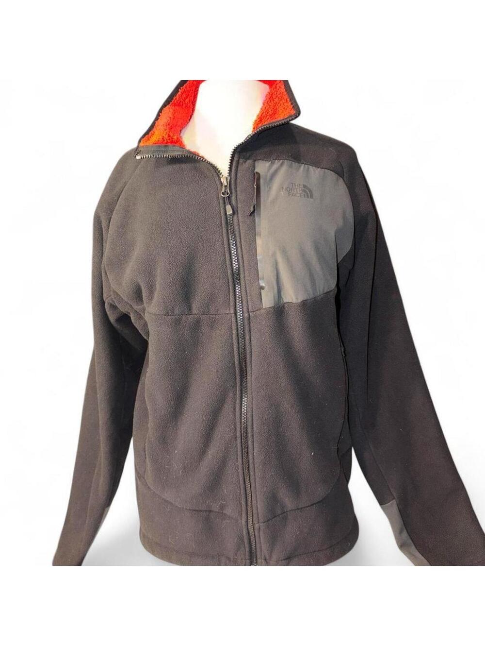 The North Face Mens Chimborazo FullZip Fleece Jacket Black & Red Sherpa - Size M
